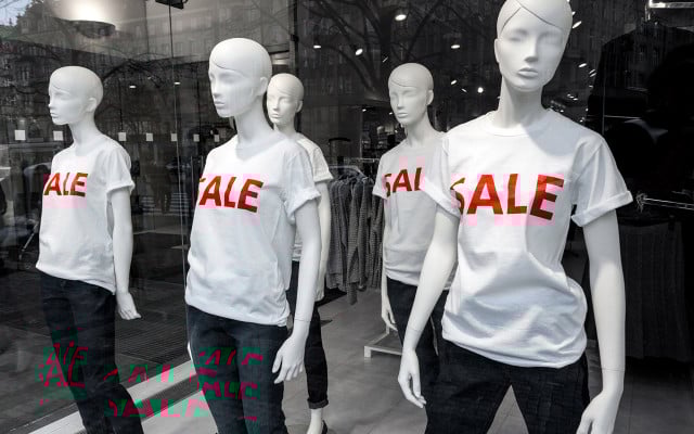 muell-vermeiden-kleidung-w-Vaidas-Bucys-160621-1280x800 Viel zu schnell im Müll: Billig-Kleidung