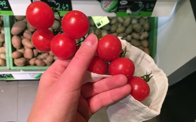 einkaufen-stoffbeutel-u-tomaten-161201-1280x700 Nachhaltig einkaufen mit Stoffbeutel