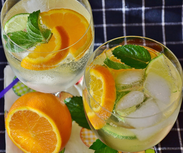 zuckersirup-kannst-du-verwenden-um-cocktails-und-cc0-pixabay-ritae-190819_download Zuckersirup kannst du verwenden, um Cocktails und Limonaden zu süßen.