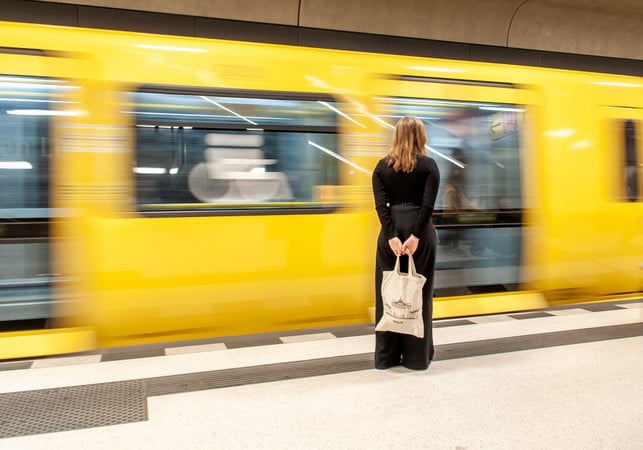 fuer-studierende-ist-in-einigen-regionen-das-deutsc-cc0--pixabay--wal_172619-250909_download Für Studierende ist in einigen Regionen das Deutschlandticket günstiger.