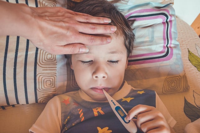 ab-39-grad-koerpertemperatur-liegt-bei-kindern-hohe-cc0-pixabay-vika_glitter-240214_download Ab 39 Grad Körpertemperatur liegt bei Kindern hohes Fieber vor.