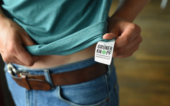 GK_KeyVisual_petrol-Shirt-getragen