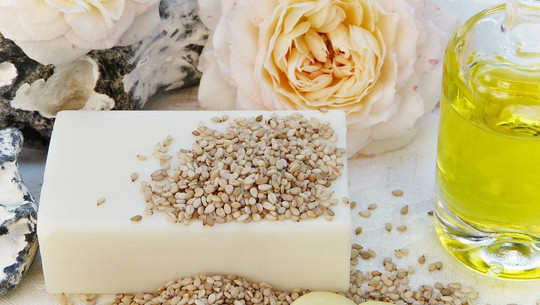 wirkung-und-anwendung-des-sesamoels-cc0-pixabay-silviarita-180830 Wirkung und Anwendung des Sesamöls