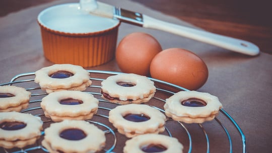 plaetzchen-mit-eigelb-cc0-pixabay-couleur-190831 plätzchen mit eigelb