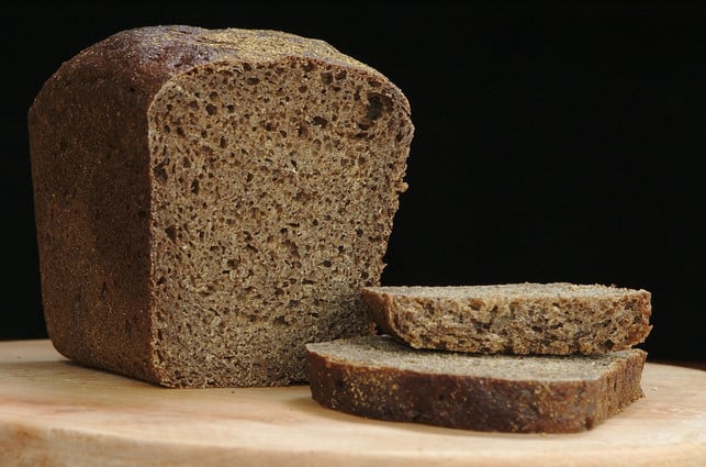 ob-suess-oder-herzhaft-frisches-roggenbrot-schmeckt-cc0-pixabay-nordwing-180609_download Ob süß oder herzhaft, frisches Roggenbrot schmeckt einfach köstlich.