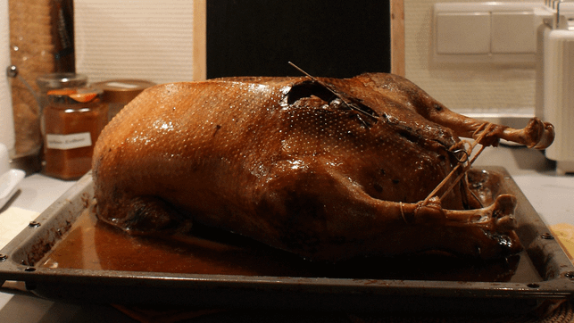 roast-goose-pixabay-randomhh-1920x1285px-12122022 Weihnachtsgans
