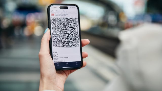 deutschlandticket-handyticket-Deutsche-Bahn-AG-Dominic-Dupont-250108 Deutschlandticket: Was planen die Parteien?