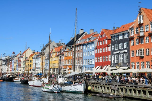 in-kopenhagen-bist-du-in-circa-fuenf-stunden-cc0-pixabay-medienservice-220318_download In Kopenhagen bist du in circa fünf Stunden.