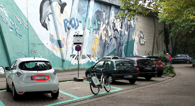 ein-e-kennzeichen-erhalten-e-autos-plug-in-hybrid-sven-christian-schulz-utopia-190206_download Ein E-Kennzeichen erhalten E-Autos, Plug-In-Hybride und Brennstoffzellenfahrzeuge.