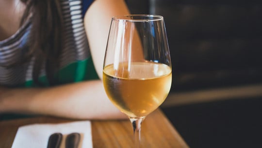 Warum jedes Glas Wein schadet Warum jedes Glas Wein schadet