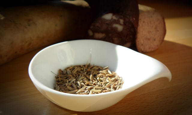 Cumin seeds can help as a natural remedy for runner's diarrhea.