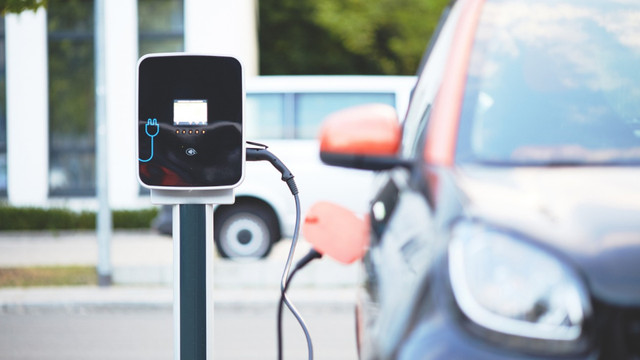 guenstige-eautos-autoladen-pb-andreas160578-241118 Günstige E-Autos für unter 30.000 Euro