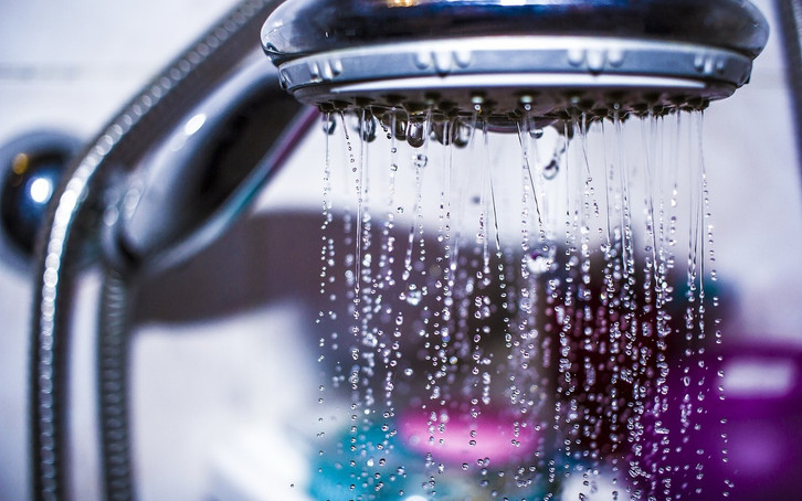 contrast showers-helpful-in-the-fight-against-oranges-cc0-pixabay-seregas-180429 Contrast showers: Helpful in the fight against cellulite.