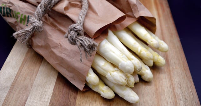 weisser-spargel-ist-die-beliebteste-spargelvariante-cc0-pixabay-neelam279-220507_download Weißer Spargel ist die beliebteste Spargelvariante.