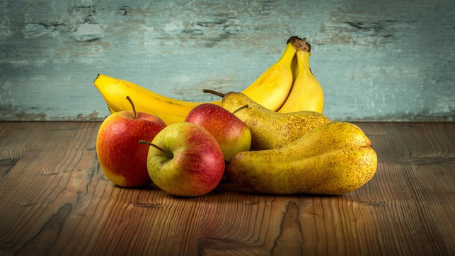 aepfel-birnen-und-bananen-gehoeren-zu-den-obstsorte-cc0-pixabay-luboshouska-190120_download Äpfel, Birnen und Bananen gehören zu den Obstsorten mit dem höchsten Fructoseghalt.