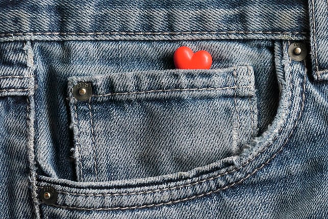 das-ist-keine-einbildung-taschen-in-damenhosen-si-cc0--pixabay--kranich17-250829_download Das ist keine Einbildung: Taschen in Damenhosen sind tatsächlich viel kleiner.