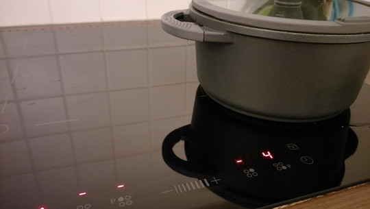 induktionskochfeld-kochen-herd-sven-christian-schulz-utopia-171129 Induktionskochfeld, Kochen, Herd