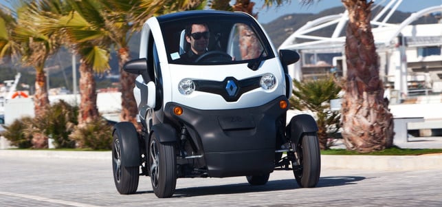 Renault Twizy: klein genug, um quer zu parken Renault Twizy: klein genug, um quer zu parken