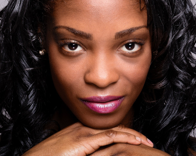 collagen-drinks-sollen-die-haut-von-innen-heraus-v-cc0-pixabay-luxstorm-191030_download Collagen-Drinks sollen die Haut von innen heraus verjüngen.