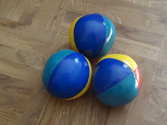 probiere-die-baelle-vor-dem-kauf-aus-utopiasarah-brockhaus-181004_download Probiere die Bälle vor dem Kauf aus