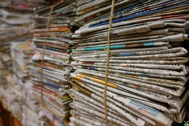 in-die-blaue-tonne-gehoert-reines-papier-wie-beispi-cc0-pixabay-pexels-240703_download In die blaue Tonne gehört reines Papier wie beispielsweise alte Zeitungen.