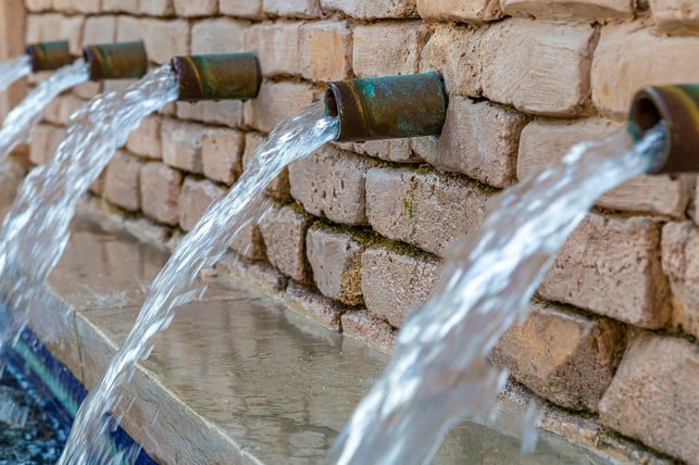 wasser-abzukochen-hilft-gegen-bakterien-viren-und-cc0-pixabay-analogicus-231124_download Wasser abzukochen hilft gegen Bakterien, Viren und Pilze, aber nicht gegen Schwermetalle.