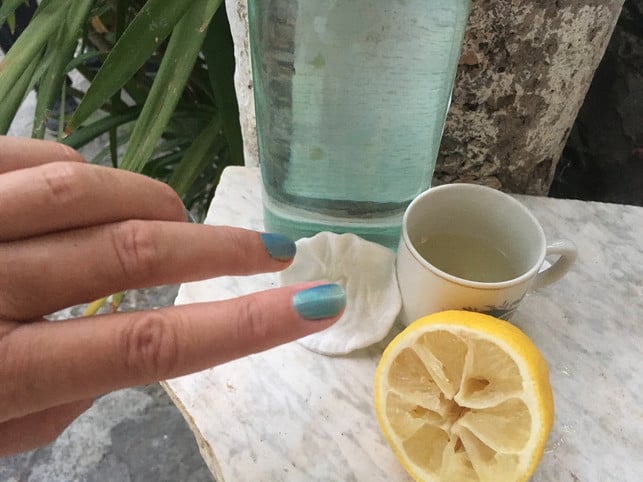 Wie Kann Man Nagellack Entfernen Ohne Nagellackentferner Im Praxistest: 6 Mal Nagellack entfernen ohne Nagellackentferner