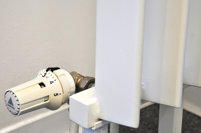 um-deinen-verbrauch-zu-kontrollieren-und-eventuell-cc0-pixabay-ri-230321_download Um deinen Verbrauch zu kontrollieren und eventuell gezielt anzupassen, ist es sinnvoll, regelmäßig die Heizung abzulesen.