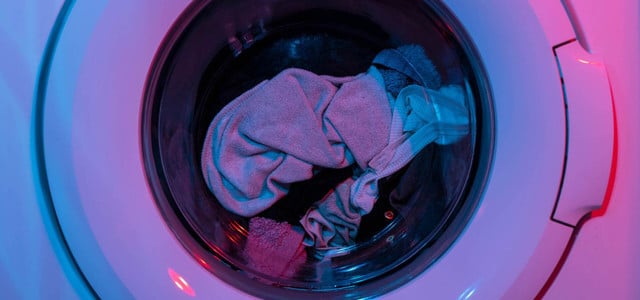 Wäsche in der Waschmaschine vergessen