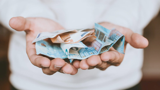Geld-sparen-us-20190424-1280x720 Geld-sparen