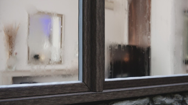 beschlagene-fenster-sind-ein-sicheres-anzeichen-fue-cc0-pixabay-aenigmatis-3d-180116 Beschlagene Fenster sind ein sicheres Anzeichen für zu hohe Luftfeuchtigkeit.
