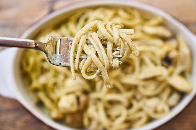 pasta-primavera-schoen-cremig-cc0-pixabay-engin_akyurt-200530_download Pasta Primavera ist sehr cremig.