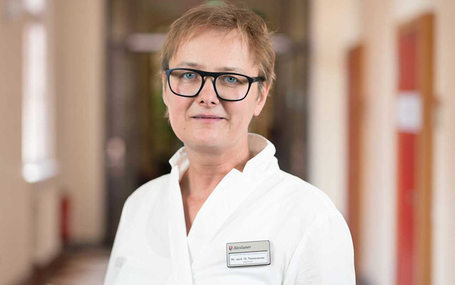Dr. med. Manuela Nunnemann ist Oberärztin der Klinik für Psychiatrie, Psychotherapie und Psychosomatik des Alexianer St. Joseph-Krankenhauses Berlin-Weißensee Dr. med. Manuela Nunnemann ist Oberärztin der Klinik für Psychiatrie, Psychotherapie und Psychosomatik des Alexianer St. Joseph-Krankenhauses Berlin-Weißensee