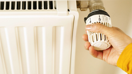 Heizkosten sparen: Diese Tipps helfen günstig zu heizen Heizkosten sparen: Diese Tipps helfen günstig zu heizen