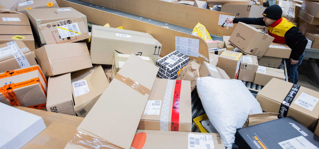 Gerichtsurteil Darf DHL Das Paket Einfach Bei Nachbar innen Abgeben gerichtsurteil-darf-dhl-das-paket-einfach-bei-nachbar-innen-abgeben