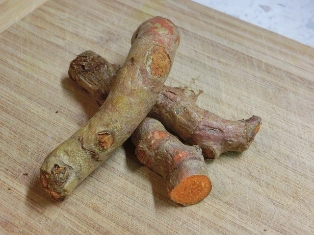 turmeric-943628_640 Kurkuma-Knolle (Curcumin)