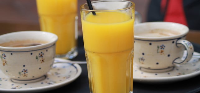 gesund-essen-saft_pb_pixabay_161109_1280x600 Orangensaft zum Frühstück