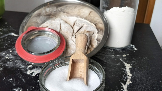 baguette-gelingt-mit-wenigen-zutaten-du-kannst-es-sven-christian-schulz-utopia-180613_download Baguette gelingt mit wenigen Zutaten, du kannst es aber auch veredeln.