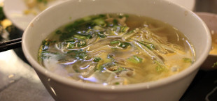 Glasnudelsuppe