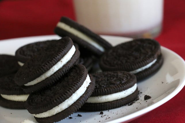 sieht-nach-milch-aus-ist-es-aber-nicht-oreos-sin-cc0-pixabay-lorimalhiot-200330_download Sieht nach Milch aus, ist es aber nicht: Oreos sind vegan.
