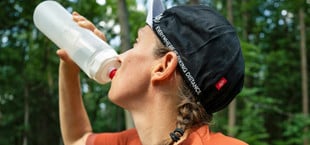 Kann man zu viel Wasser trinken?