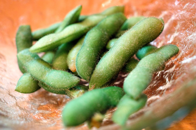 You should also not eat edamame if you are allergic to soy. 