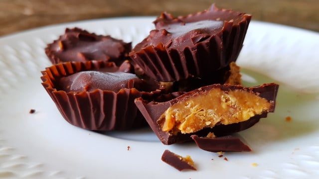 reese-cups-lea-winkelmann-utopia-220519 reese cups