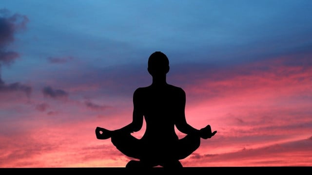 chakra-meditation-cc0-pixabay-rauschenberger-210119-1 chakra meditation