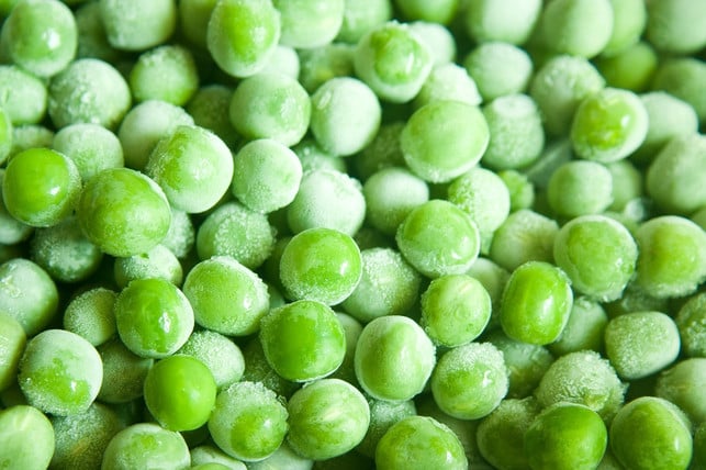 je-nach-saison-kannst-du-den-erbsensalat-mit-tiefg-cc0-pixabay-pdpics-200712_download Je nach Saison kannst du den Erbsensalat mit tiefgekühlten oder frischen Erbsen zubereiten.