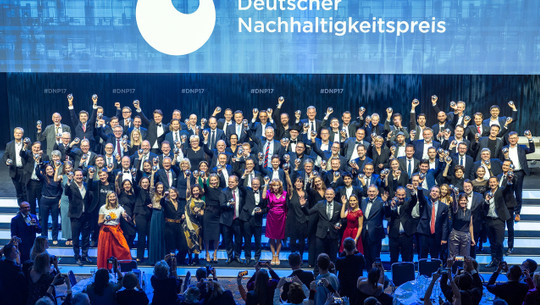 der-deutsche-nachhaltigkeitspreis-2025-foto-christian-koester-241203 Der Deutsche Nachhaltigkeitspreis 2025