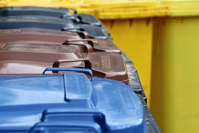 recycling-ist-nach-reduce-und-reuse-trotz-downcycl-cc0-pixabay-manfredrichter-210728_download Recycling ist nach Reduce und Reuse trotz Downcycling wichtig.