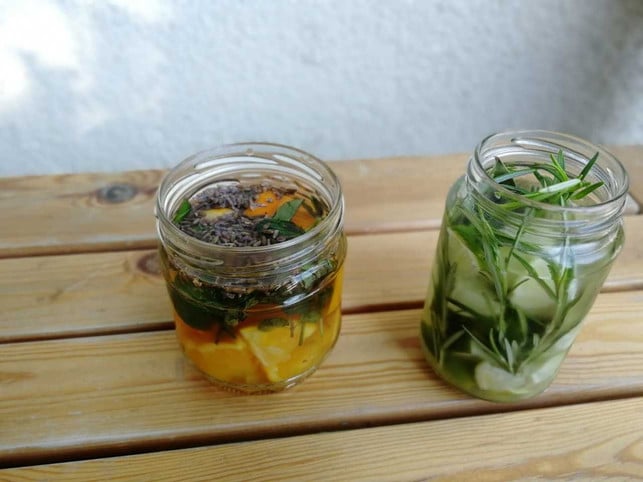 duftende-glaeser-erfrischen-den-ganzen-raum-melanie-hagenau-utopia-180620_download Duftende Gläser erfrischen den ganzen Raum.