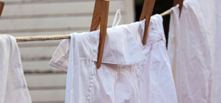 Frisch gewaschene Kleidung.