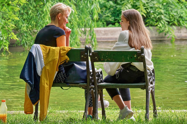 komplimente-zu-machen-wirkt-sich-positiv-auf-beid-cc0-pixabay-surprising_shots-230516_download Komplimente zu machen, wirkt sich positiv auf beide Beteiligten aus.